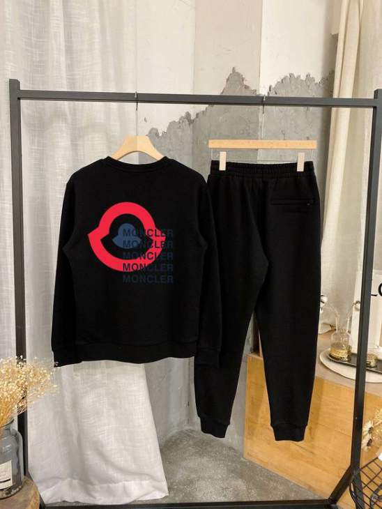 Picture of Moncler Sweater Suits _SKUMonclerm-5xlkdt0741609